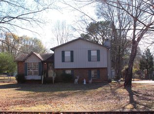 113 Meadowgreen Rd, Montevallo, AL 35115