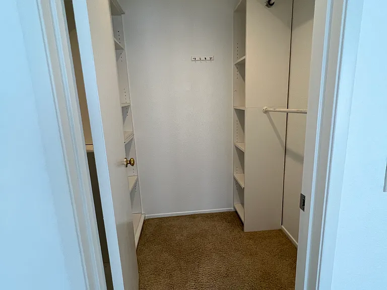 1367 Serena Cir — Photo 8
