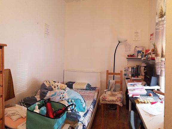3rd image of 240 Cypress St #3
