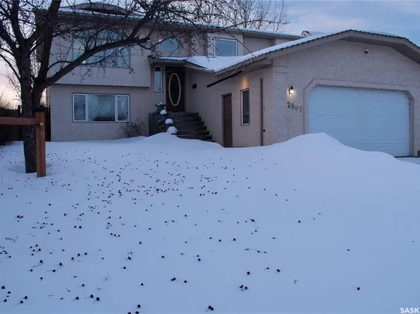 2907 15th AVENUE E, Prince Albert, SK S6V 7T7