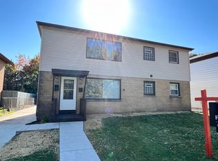 6221 W Thurston Ave, Milwaukee, WI