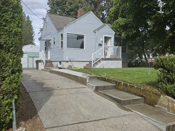 1219 E 32nd Ave