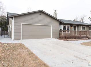1136 29th St W, Billings, MT 59102