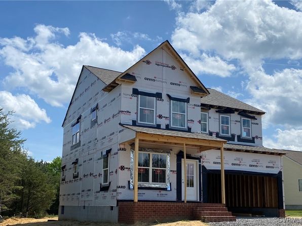 100 Pine Ridge Ln, Farmville, VA 23901