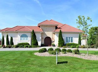 46 Rolling Hills Rd, Kearney, NE 68845