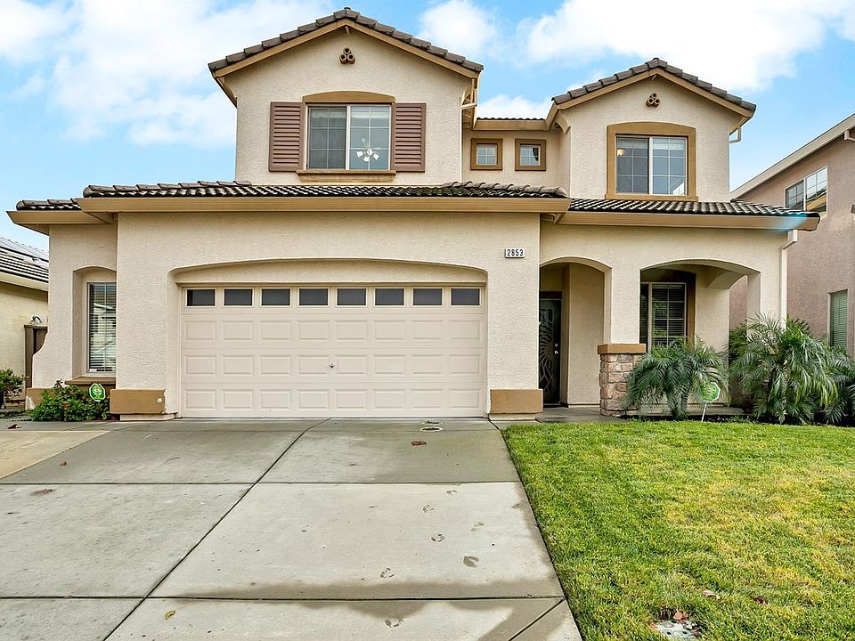 1st image of 2853 Lincoln Airpark Dr