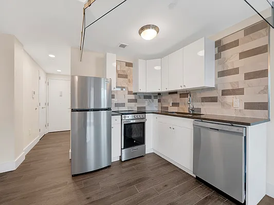 Rented by Keystone Realty USA Corp | media 2