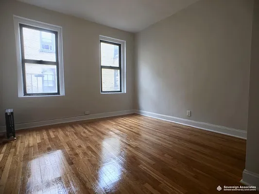 Rented by Sovereign Associates | media 11