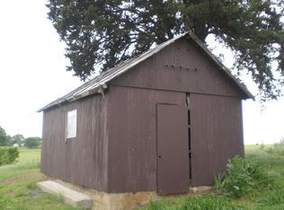 8250 NW 401 Rd, Lowry City, MO 64763