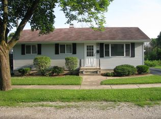 921 Rural St, Aurora, IL 60505