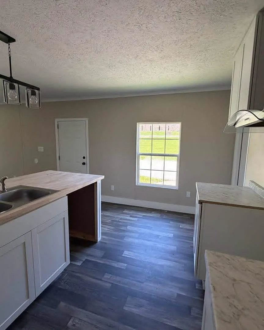 3 bed, 1152 sqft, $1,250 — Photo 3