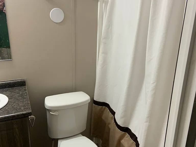 100 Tuckaway Dr #10 — Photo 4