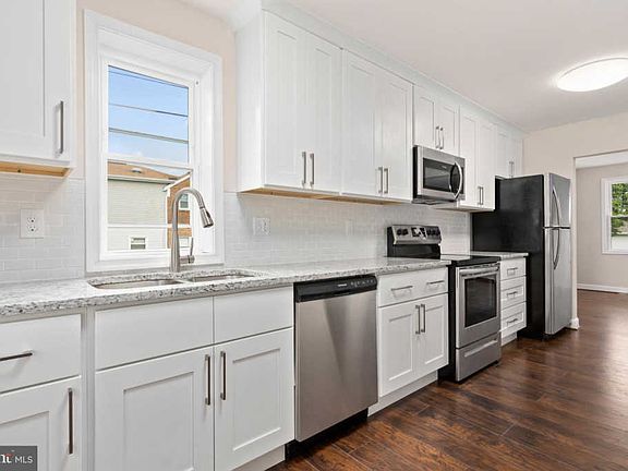 3rd image of 109 Cherry Ln
