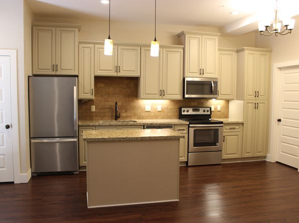 2402 Broadmoor Dr #1103CC