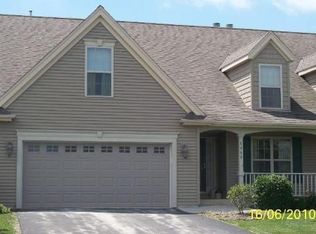 1460 Groves Ln, Union Grove, WI 53182