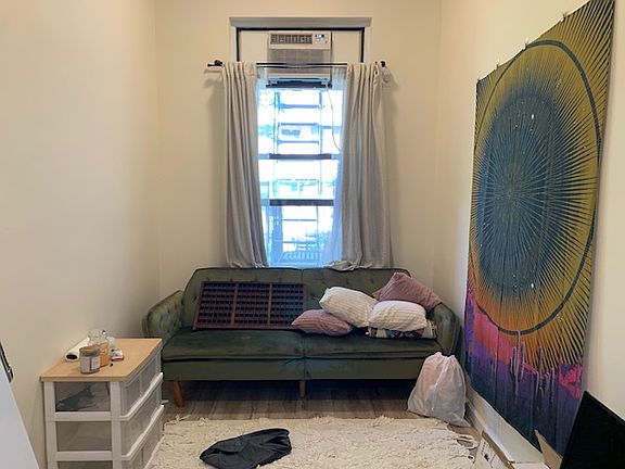5th image of 315 W 14th St APT 3E