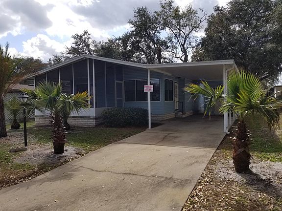 3rd image of 10906 Whispering Oaks Cir