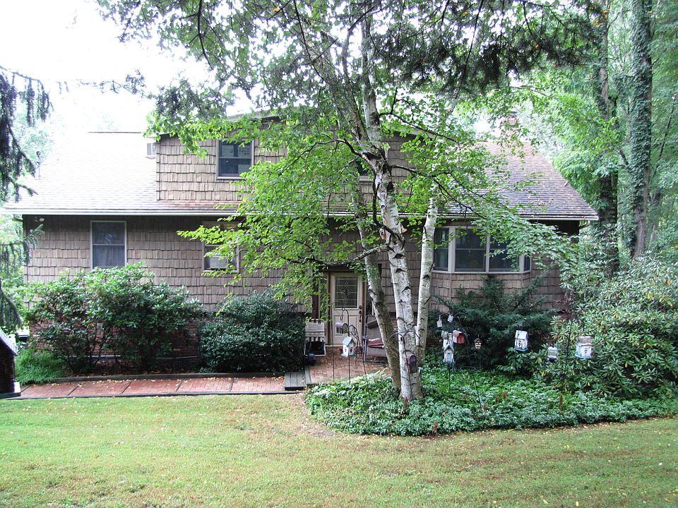1st image of 10 Noel Ct