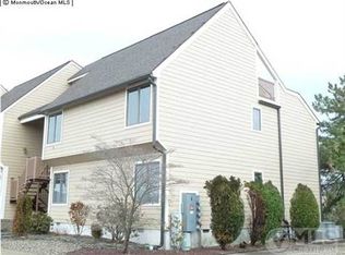 2 Hidden Hbr, Point Pleasant Beach, NJ 08742