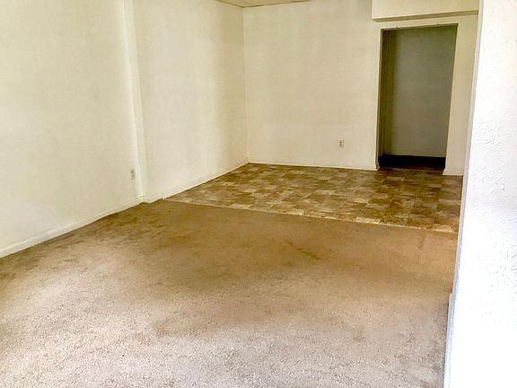 4th image of 21 S 4th St APT 3
