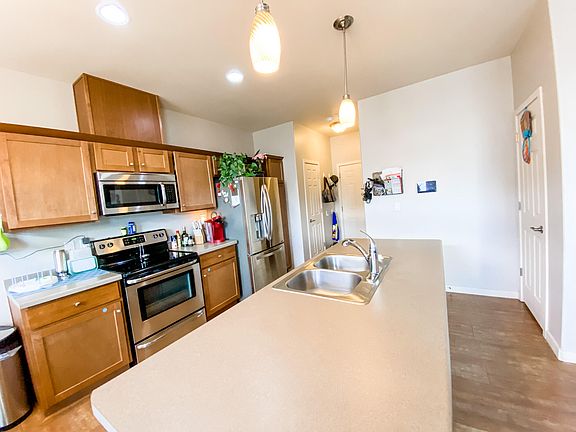 5th image of 2713 29th St W