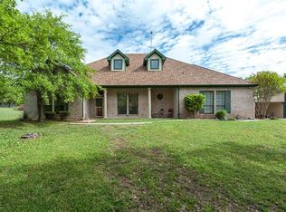 204 Saddle Club Rd, Weatherford, TX 76088