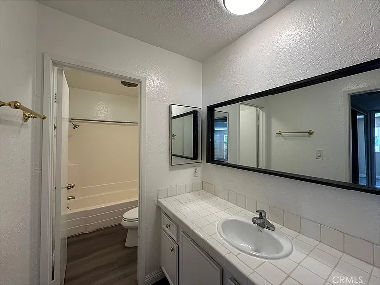 2386 E Del Mar Blvd #203 — Photo 21
