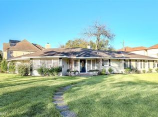 5204 Longmont Dr, Houston, TX 77056
