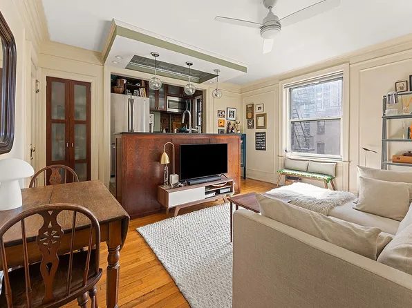 59 Pineapple St APT 5A, Brooklyn, NY 11201