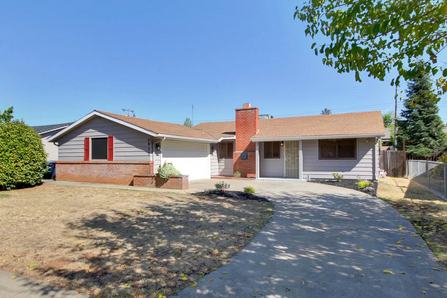 2953 Grayson Way photo 1