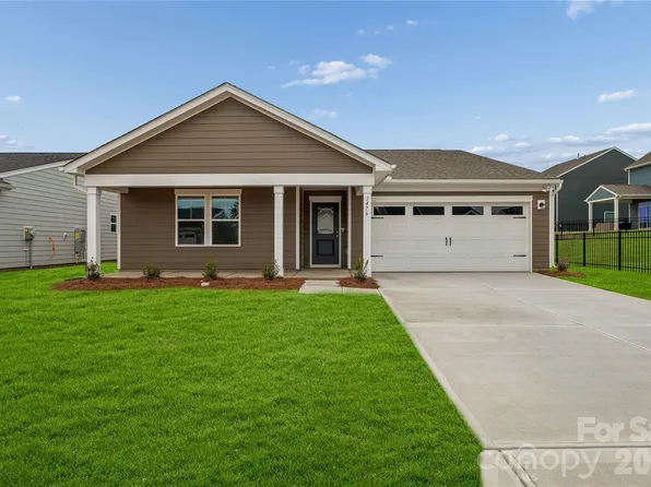1476 Ardmore Dr, Sherrills Ford, NC 28673