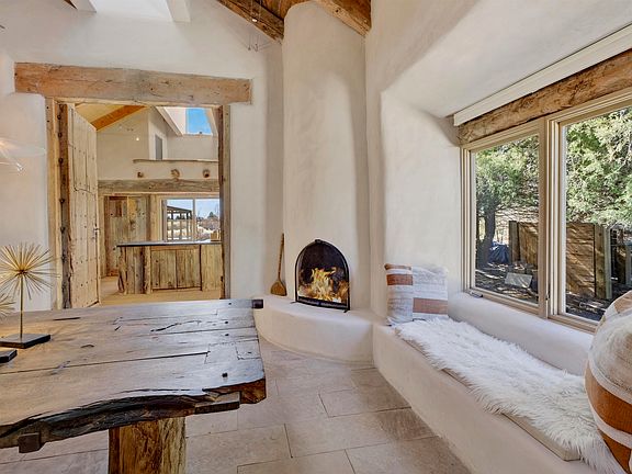 5th image of 26 La Canada Rd