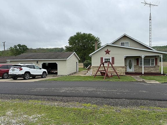 2nd image of 10083 Stillwater Rd SE