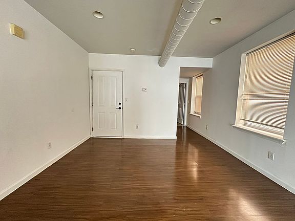 3rd image of 1313 N 15th St APT D
