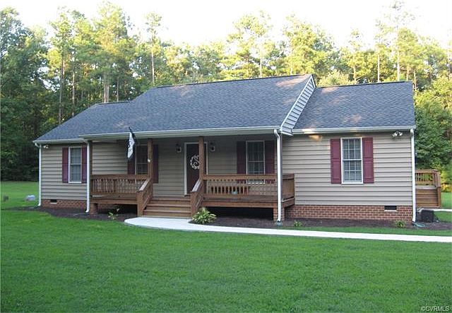 1st image of 393 Powhatan Trl