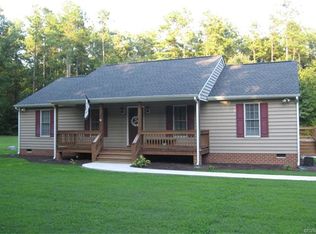 393 Powhatan Trl, King William, VA 23086
