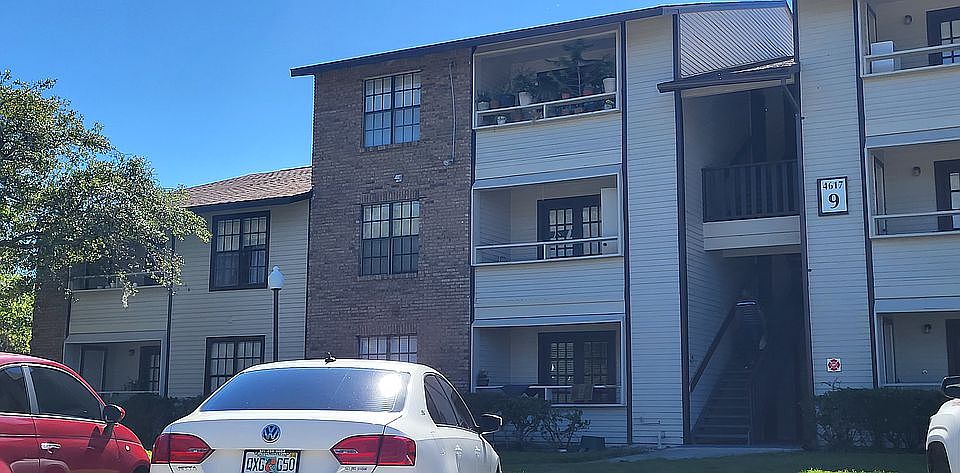 2nd image of 4617 Cason Cove Dr APT 933
