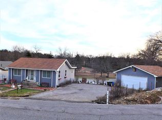 219 E Muskogee Ave, Sulphur, OK 73086
