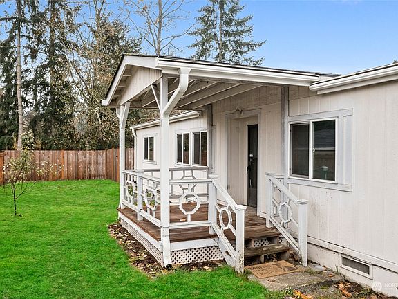 5th image of 9920 189th Street E