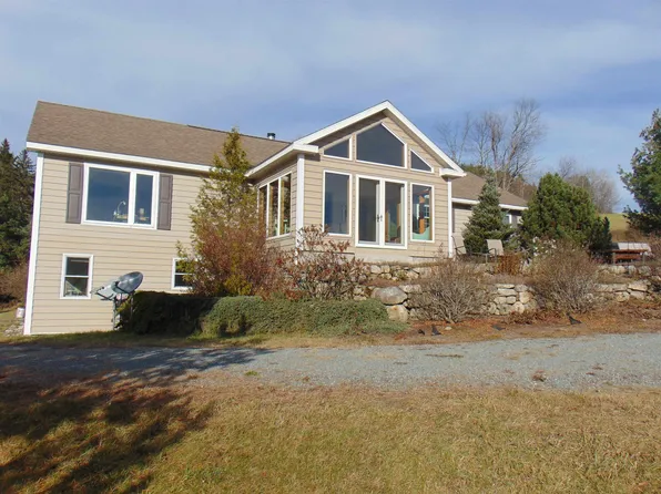 193 Somerhill Road, Barnet, VT 05821