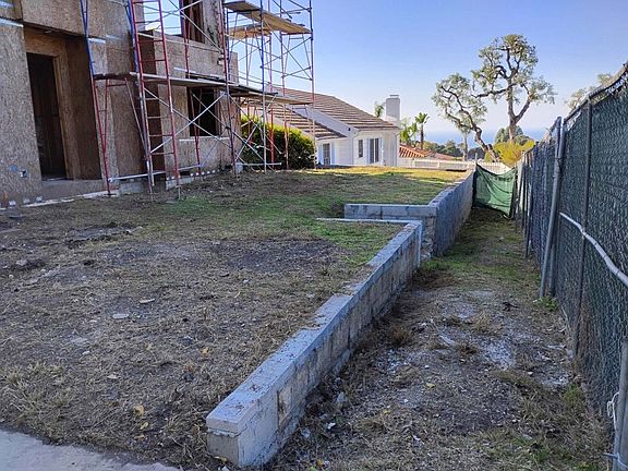 4th image of 1909 Dalton Rd