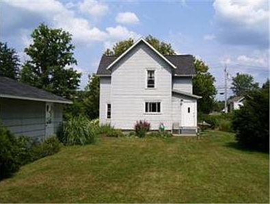 3rd image of 2113 S Maple Ave