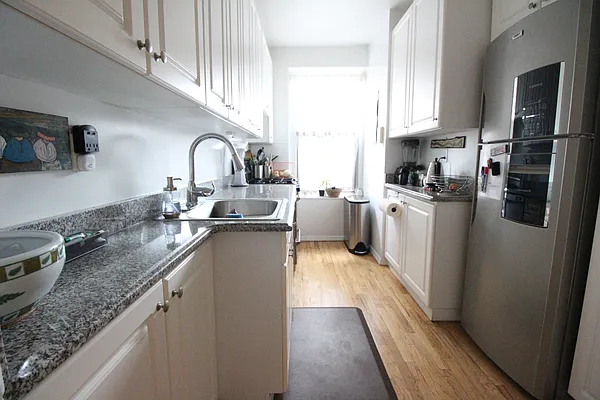 Rented by Luxor Homes & Investment Realty | media 43