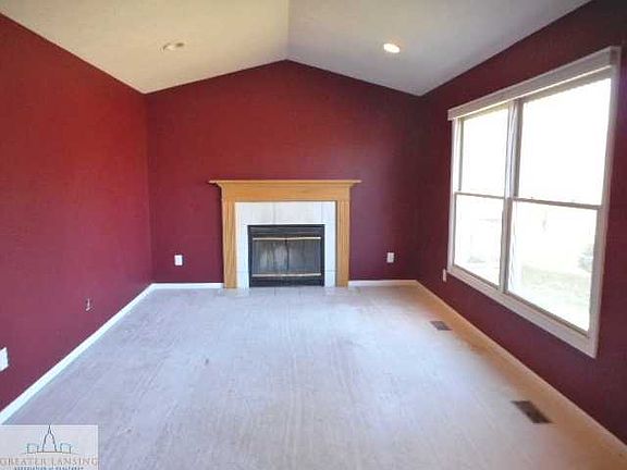 3rd image of 7320 Captiva Dr