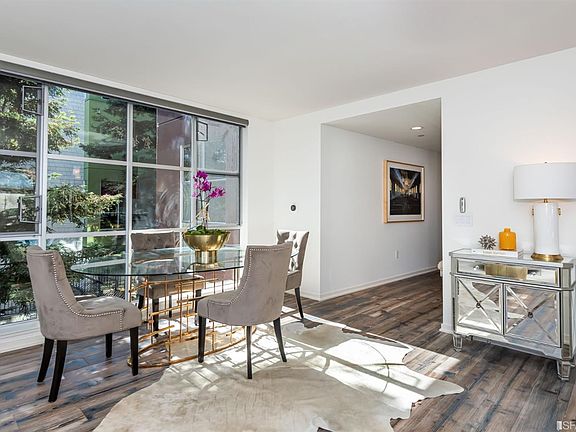 4th image of 989 20th St Unit 368