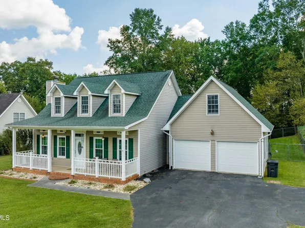 4032 Lake Forest Dr, Kingsport, TN 37663
