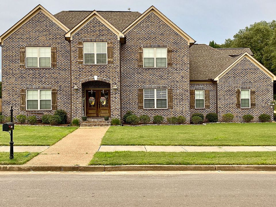 1st image of 530 McNeese Dr