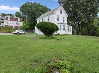 88 Ashburnham St, Fitchburg, MA 01420