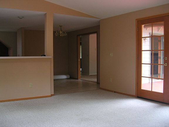 5th image of 24408 SE 30th St