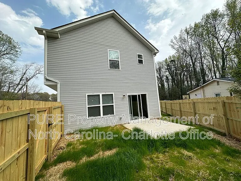 2649 Hemphill St — Photo 39